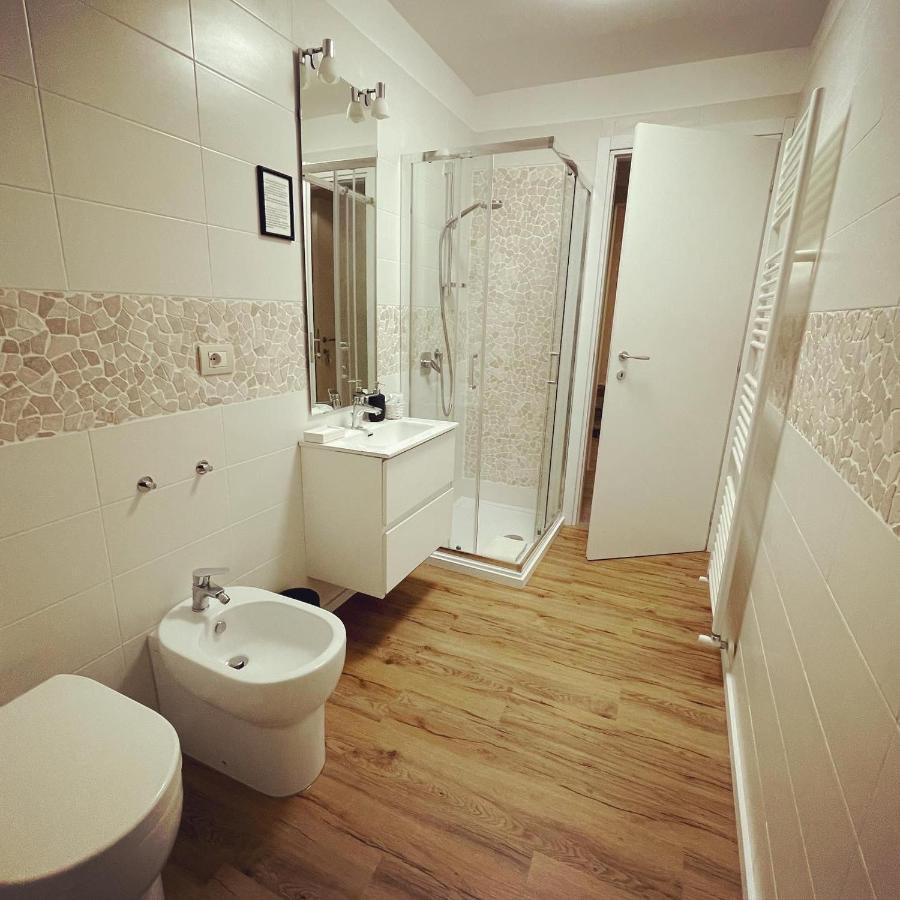 211 Underground Hotel Viareggio Exterior photo